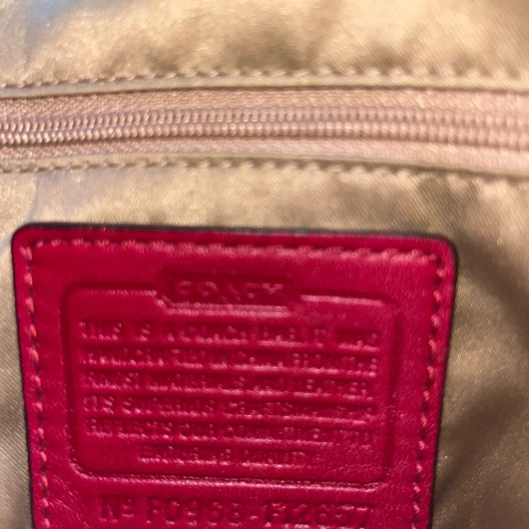 Coach purse - Picture 4 of 6